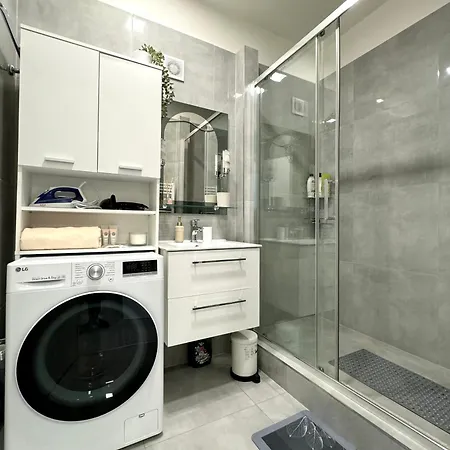 شقة Rentero Modern Hideaway *