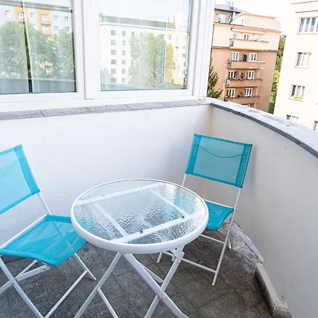 Modern Hideaway * Prag