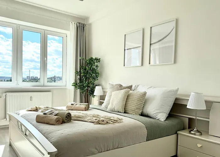 Modern Hideaway * Praga
