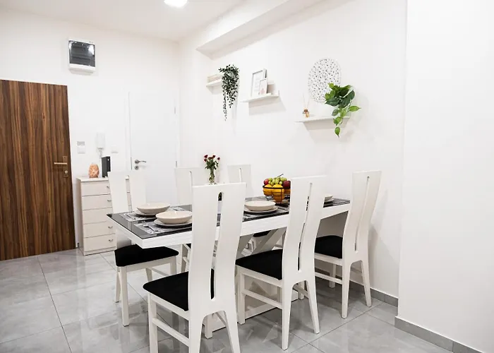 Дом отдыха Rentero Modern Hideaway Прага